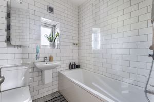 Photo 34- click for photo gallery